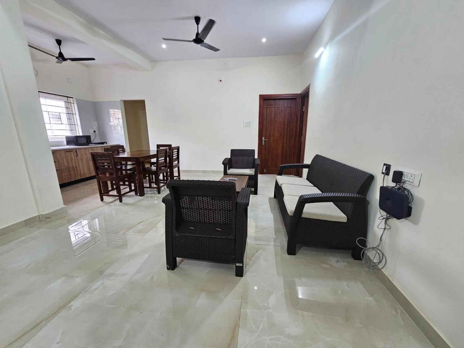 The Nest Bed & Breakfast Bhubaneswar Exterior foto